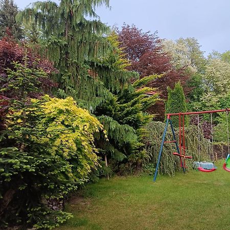 Haus Flora - Ferienwohnung Bodensdorf Zewnętrze zdjęcie